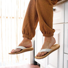 Load image into Gallery viewer, Reef Women's Sandals | Santa Ana