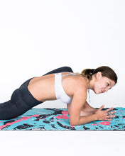Load image into Gallery viewer, Splatter Yoga Towel
