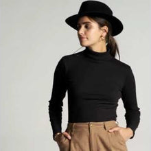 Load image into Gallery viewer, ASHLEY L/S TURTLENECK - BLACK/WHITE