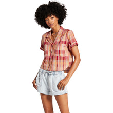 Load image into Gallery viewer, CANT BE TAMED SS