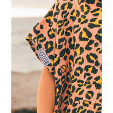 Load image into Gallery viewer, Hot Spots Changing ECO Poncho