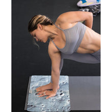 Load image into Gallery viewer, Lunar Active Towel