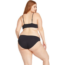 Load image into Gallery viewer, SIMPLY SEAM VNECK TOP