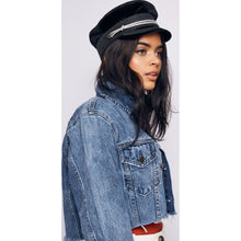 Load image into Gallery viewer, ALBANY CAP - BURGUNDY/CREAM