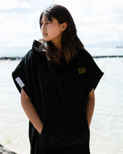 Load image into Gallery viewer, Corpo Original ECO Poncho

