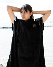 Load image into Gallery viewer, Corpo Original ECO Poncho
