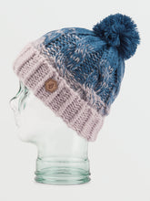 Load image into Gallery viewer, Women's Gradient Hand Knit Beanie
