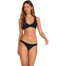 Load image into Gallery viewer, SIMPLY MESH V NECK TOP - BLACK
