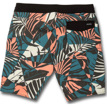 Load image into Gallery viewer, Labrynth Stoneys Trunks
