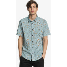 Load image into Gallery viewer, Tripping Daisy Short Sleeve Shirt
