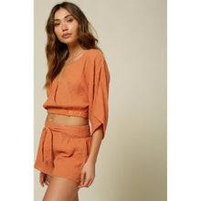 Load image into Gallery viewer, L/S WOVEN DOTTIE
