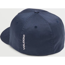 Load image into Gallery viewer, USST HEADWEAR
