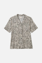 Load image into Gallery viewer, Bunker Cheetah Boyfriend S/S Woven - Beige
