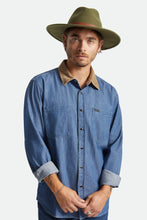 Load image into Gallery viewer, Field Proper Hat
