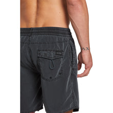 Load image into Gallery viewer, Center Trunks
