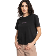 Load image into Gallery viewer, PAINTED LOVE CROP SS TEE
