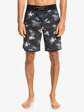 Load image into Gallery viewer, Men&#39;s Surfsilk Scallop 19
