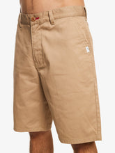 Load image into Gallery viewer, Men&#39;s Crest Chino
