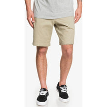 Load image into Gallery viewer, Waterman Secret Ocean 20" Chino Shorts
