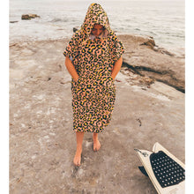 Load image into Gallery viewer, Hot Spots Changing ECO Poncho
