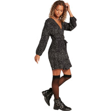 Load image into Gallery viewer, FLOWER TRIP DRESS
