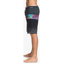 Load image into Gallery viewer, Highline Hold Down 20&quot; Boardshorts
