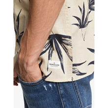 Load image into Gallery viewer, Deli Palm Short Sleeve Shirt
