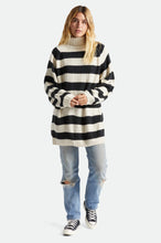 Load image into Gallery viewer, Women's Evermore Sweater
