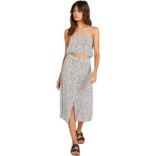Load image into Gallery viewer, Bae Bae Doll Skirt
