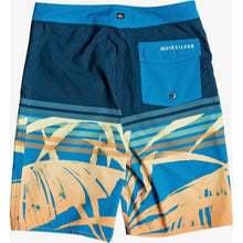 Load image into Gallery viewer, Boys 8-16 Everyday Tropics 18&quot; Boardshorts
