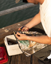 Load image into Gallery viewer, Realtree Fishing ECO Towel
