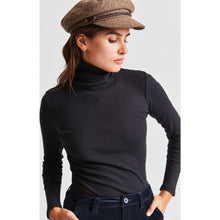 Load image into Gallery viewer, ASHLEY L/S TURTLENECK - BLACK/WHITE
