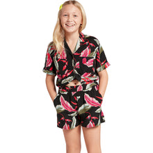 Load image into Gallery viewer, GIRLS CANT BE TAMED SHORT
