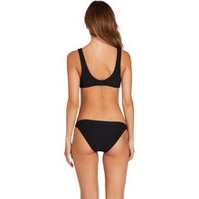 Load image into Gallery viewer, SIMPLY MESH V NECK TOP - BLACK
