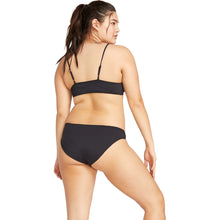 Load image into Gallery viewer, SIMPLY SEAM VNECK TOP
