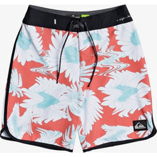 Load image into Gallery viewer, Boys 8-16 Highline Warped 17&quot; Boardshorts
