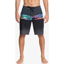 Load image into Gallery viewer, Highline Hold Down 20&quot; Boardshorts
