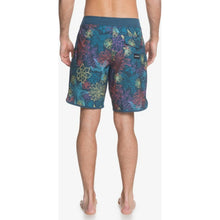 Load image into Gallery viewer, Highline Party Wave 19&quot; Boardshorts
