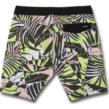 Load image into Gallery viewer, Labrynth Stoneys Trunks
