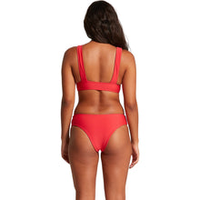 Load image into Gallery viewer, WOMENS SIMPLY SEAMLESS HALTER
