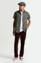 Load image into Gallery viewer, Men&#39;s Basic S/S Tailored Tee
