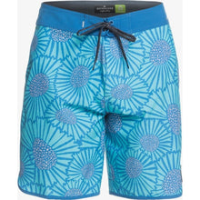Load image into Gallery viewer, Highline Party Wave 19&quot; Boardshorts
