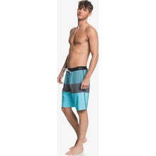 Load image into Gallery viewer, Highline Massive 20&quot; Boardshorts
