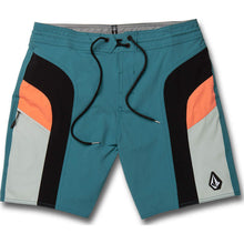 Load image into Gallery viewer, High Mark Stoneys Trunks
