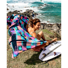 Load image into Gallery viewer, Nora Vasconcellos Beach ECO Towel
